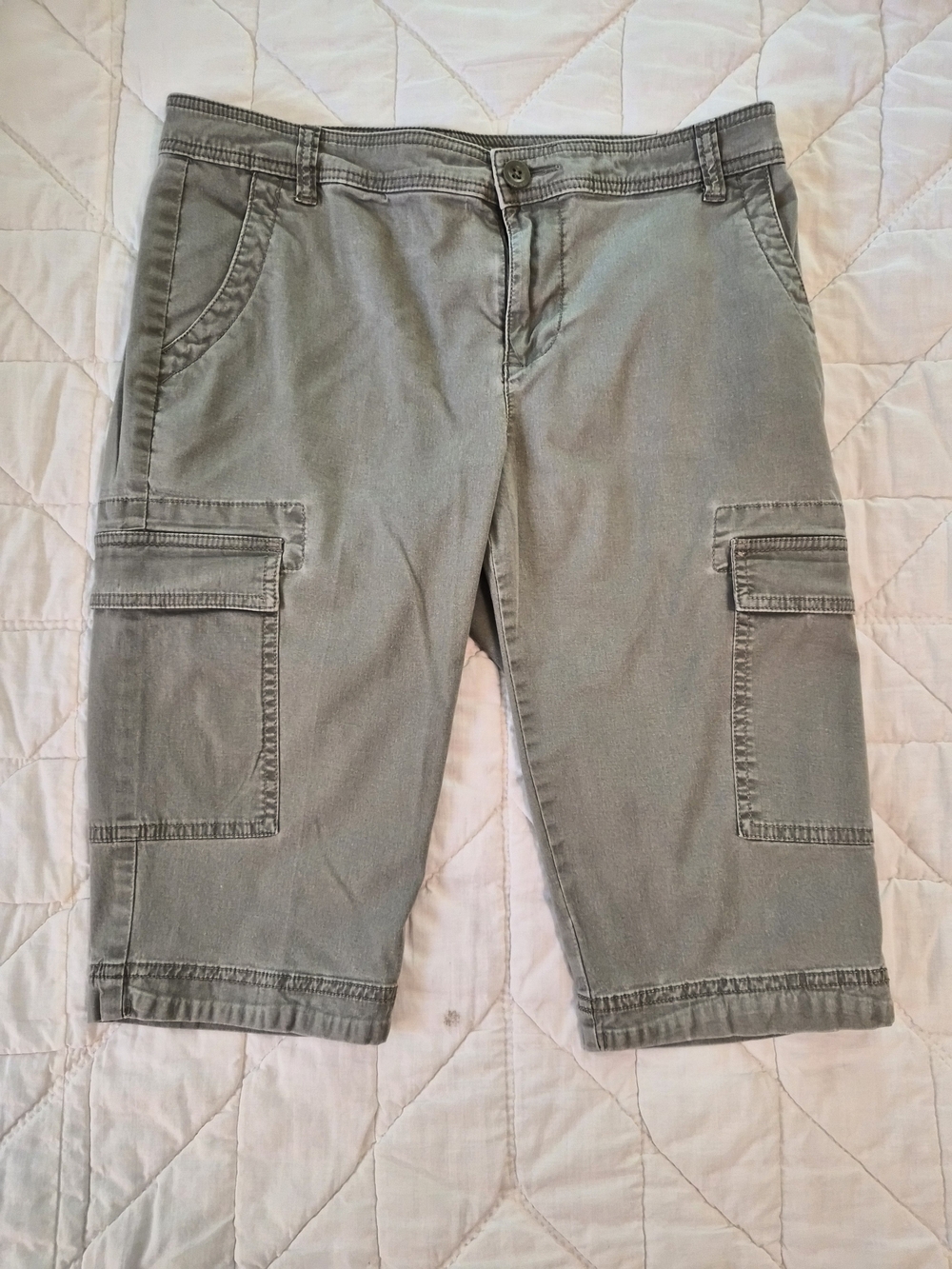 Chaps Olive Green Cargo Shorts- Size 6P